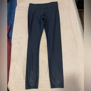 Carbon38 Takara Shine Leggings in Navy blue SZ Med
